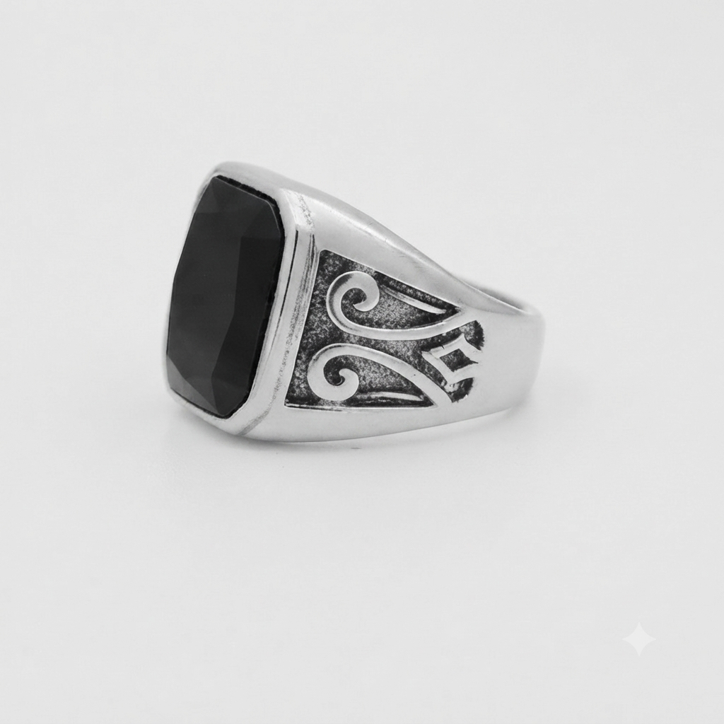 The Obsidian Crest Ring