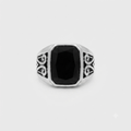 The Obsidian Crest Ring